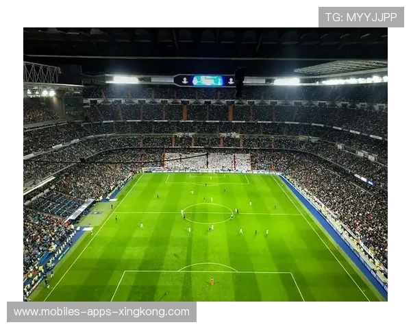 巴萨法蒂内切变向速度极快形成关键进球，未来新星引领绿茵场新风潮