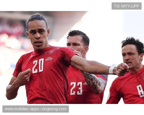 努涅斯反越位精彩推射建功